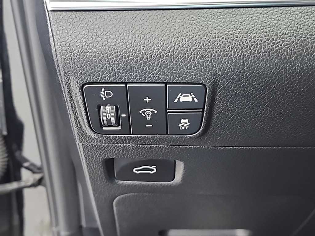 KIA K5 2023 Negro - Importación desde Corea - HF Imports Iquique - Foto 18