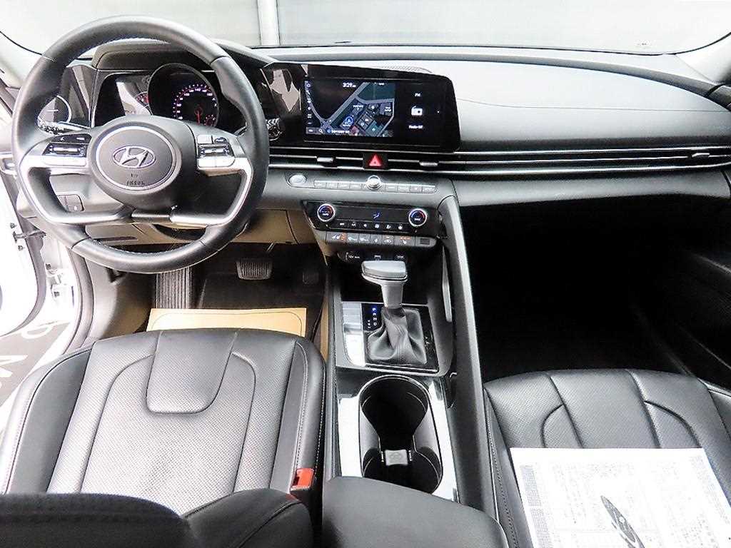 HYUNDAI Avante - Vista 7