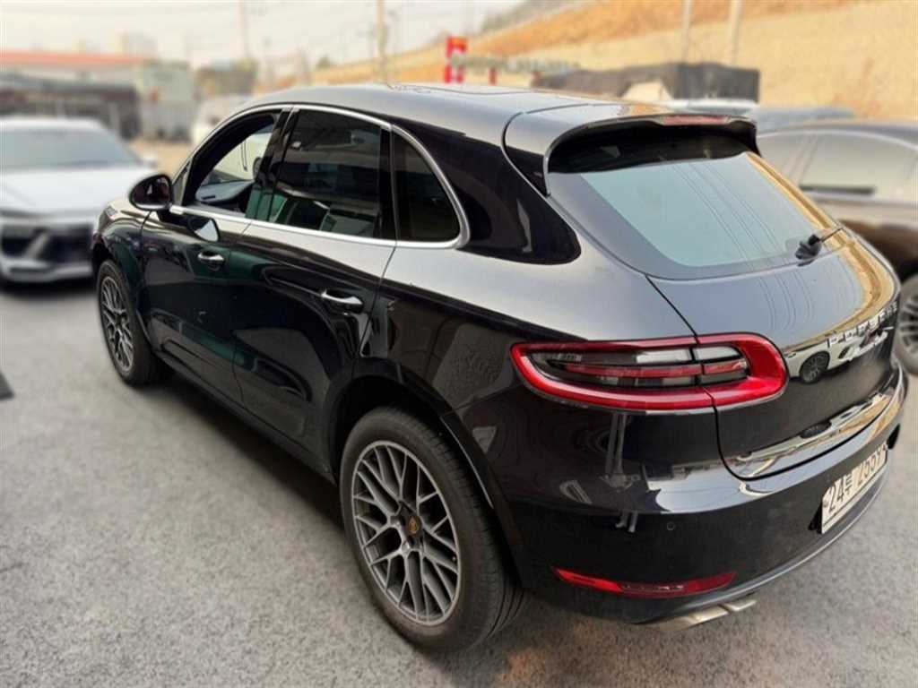 Porsche Macan - Vista 5