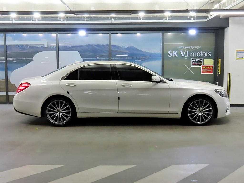 Mercedes Benz S Class - Vista 3
