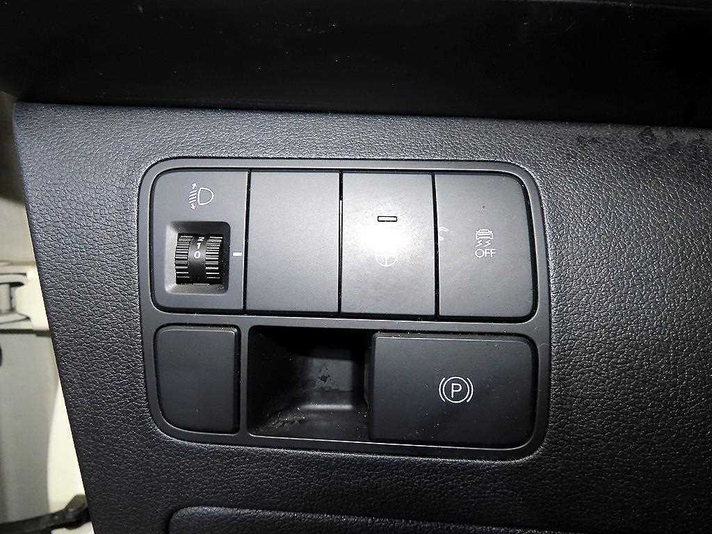 HYUNDAI Staria - Vista 12