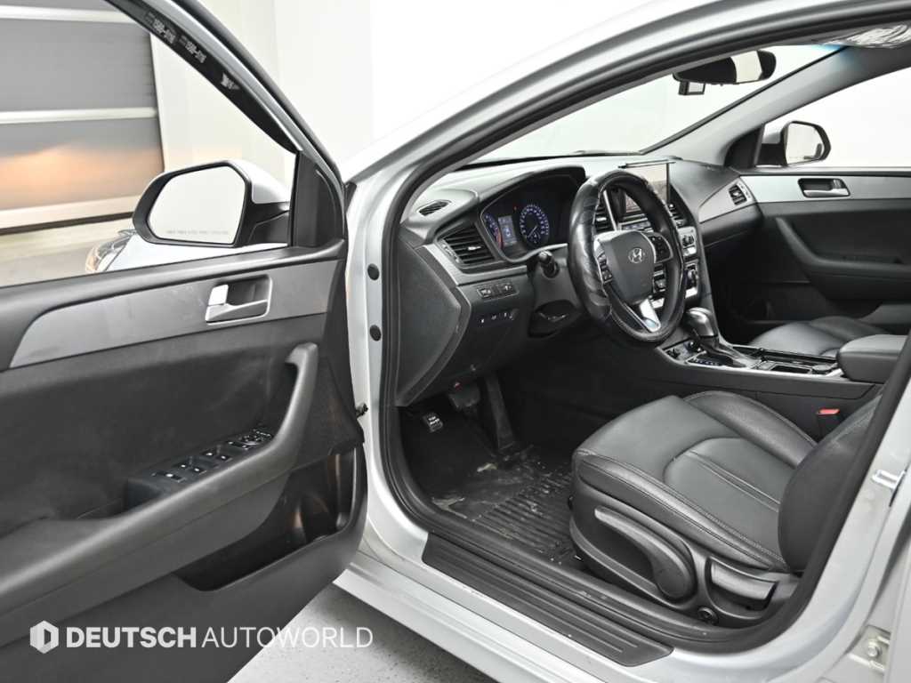 HYUNDAI Sonata - Vista 11