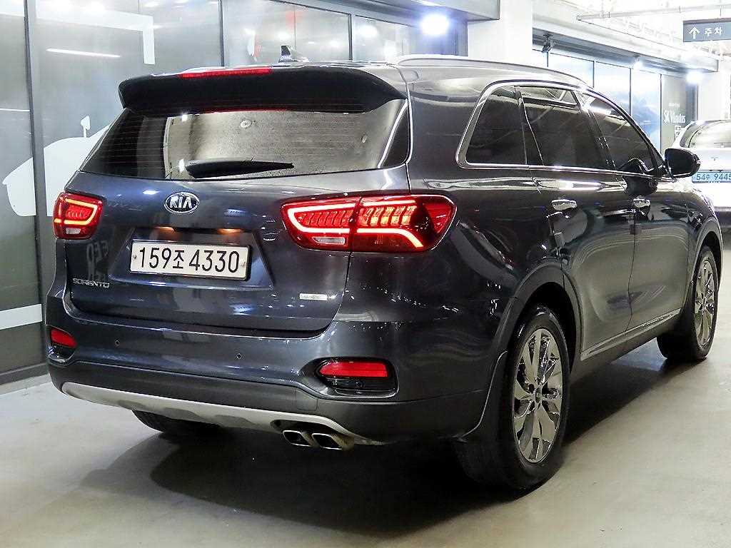 KIA Sorento - Vista 4