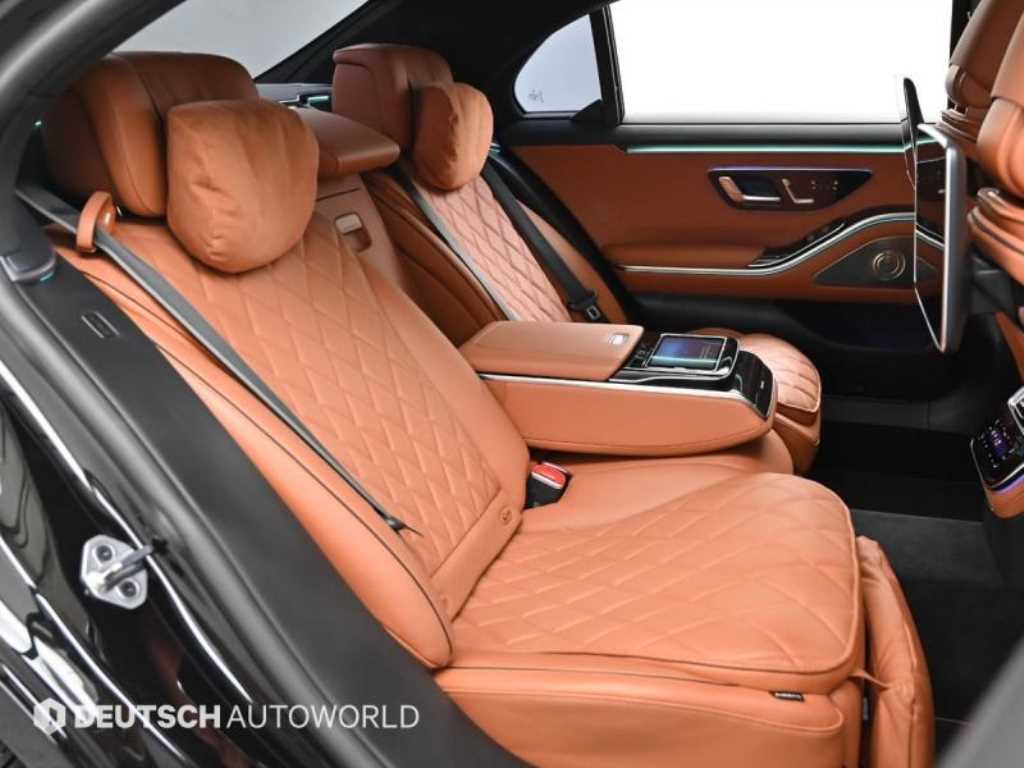 Mercedes Benz S Class - Vista 12