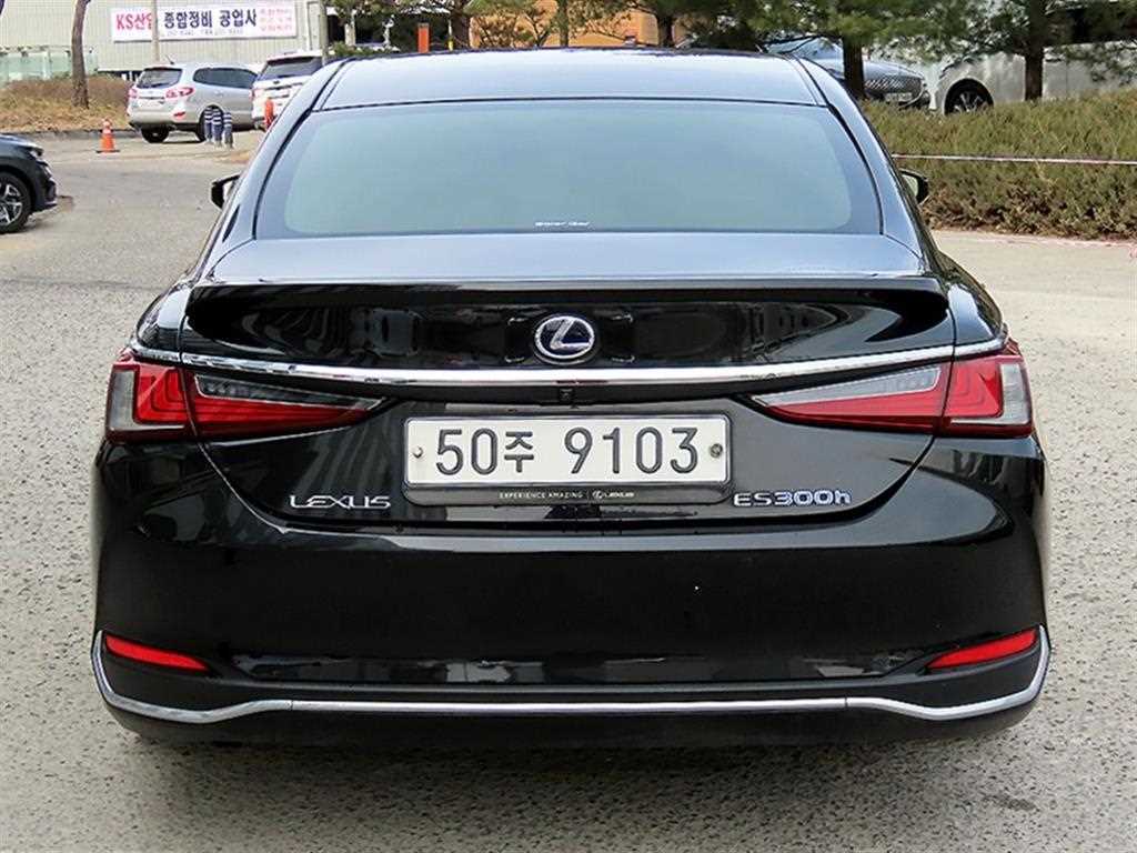 Lexus ES - Vista 4