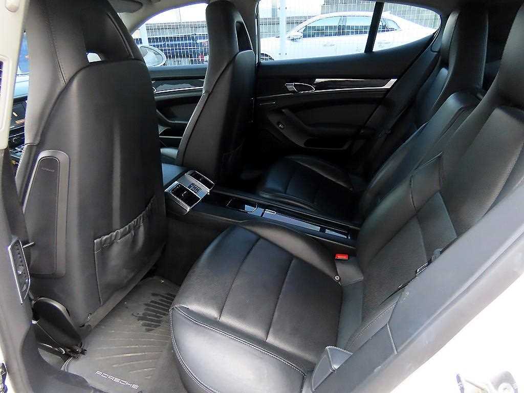 Porsche Panamera - Vista 6