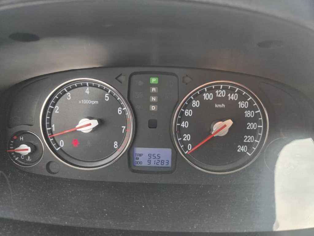 HYUNDAI Grandeur - Vista 7