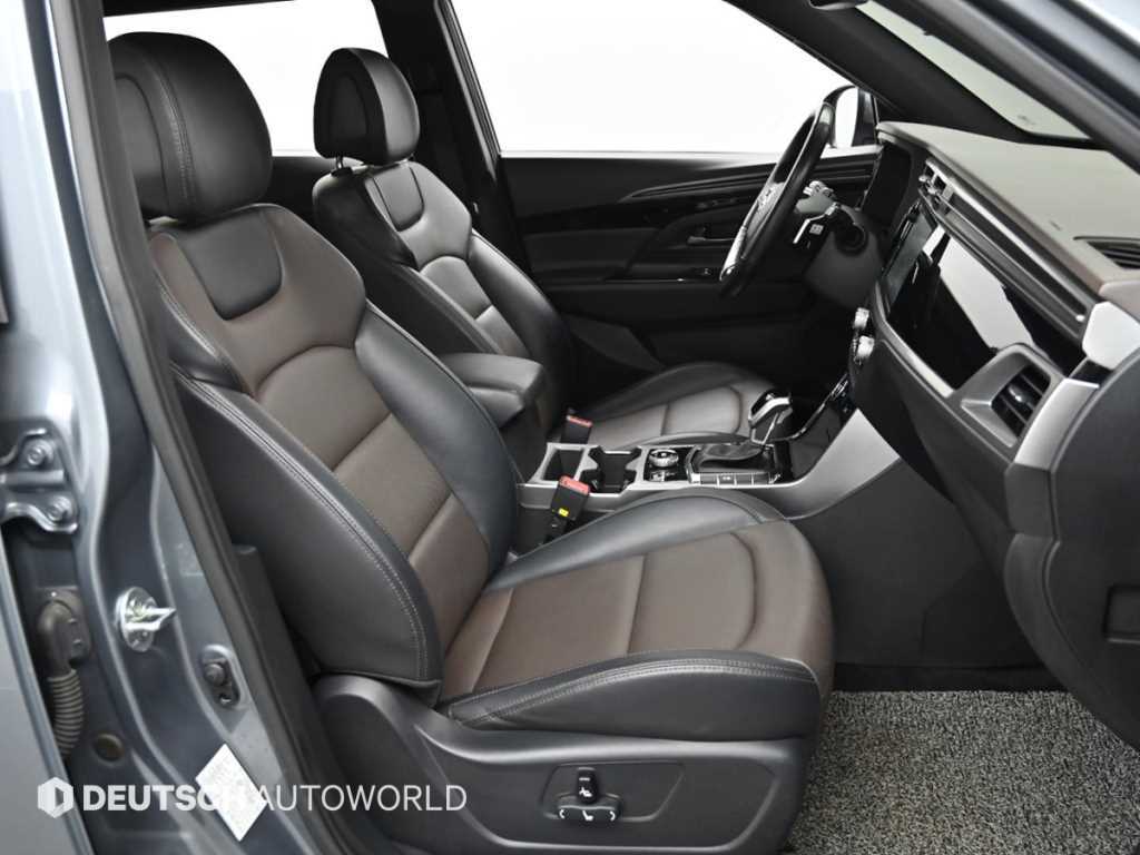 Ssangyong Korando - Vista 10