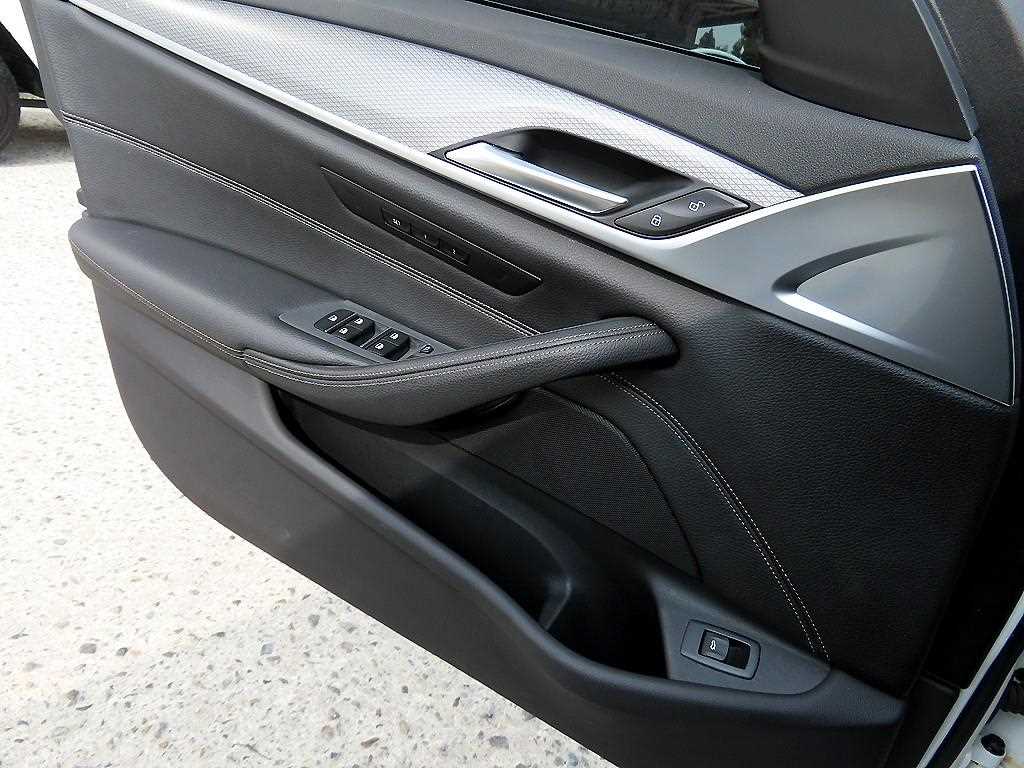 BMW 5 Series - Vista 12