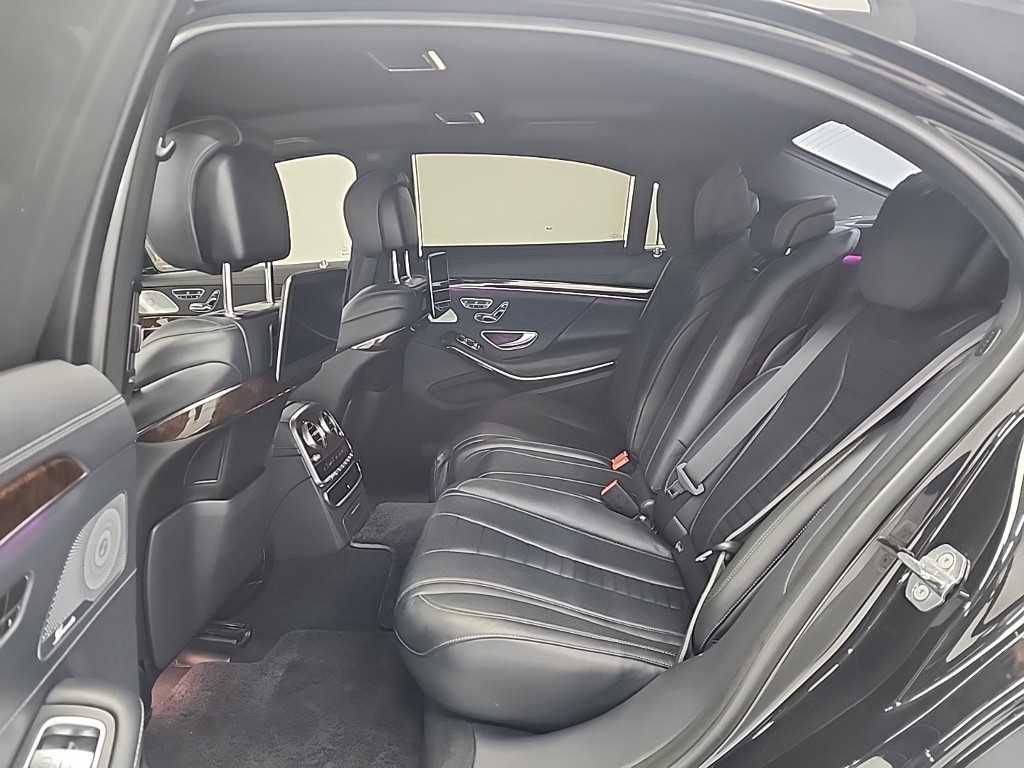 Mercedes Benz S Class - Vista 12