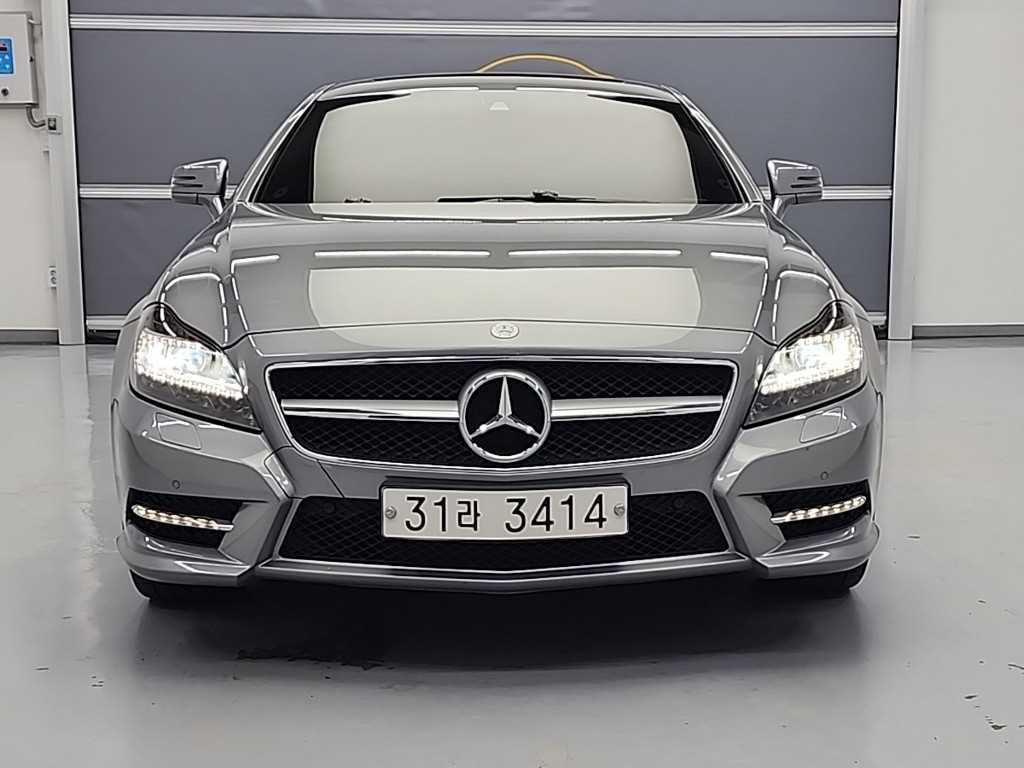 Mercedes Benz CLS Class - Vista 2