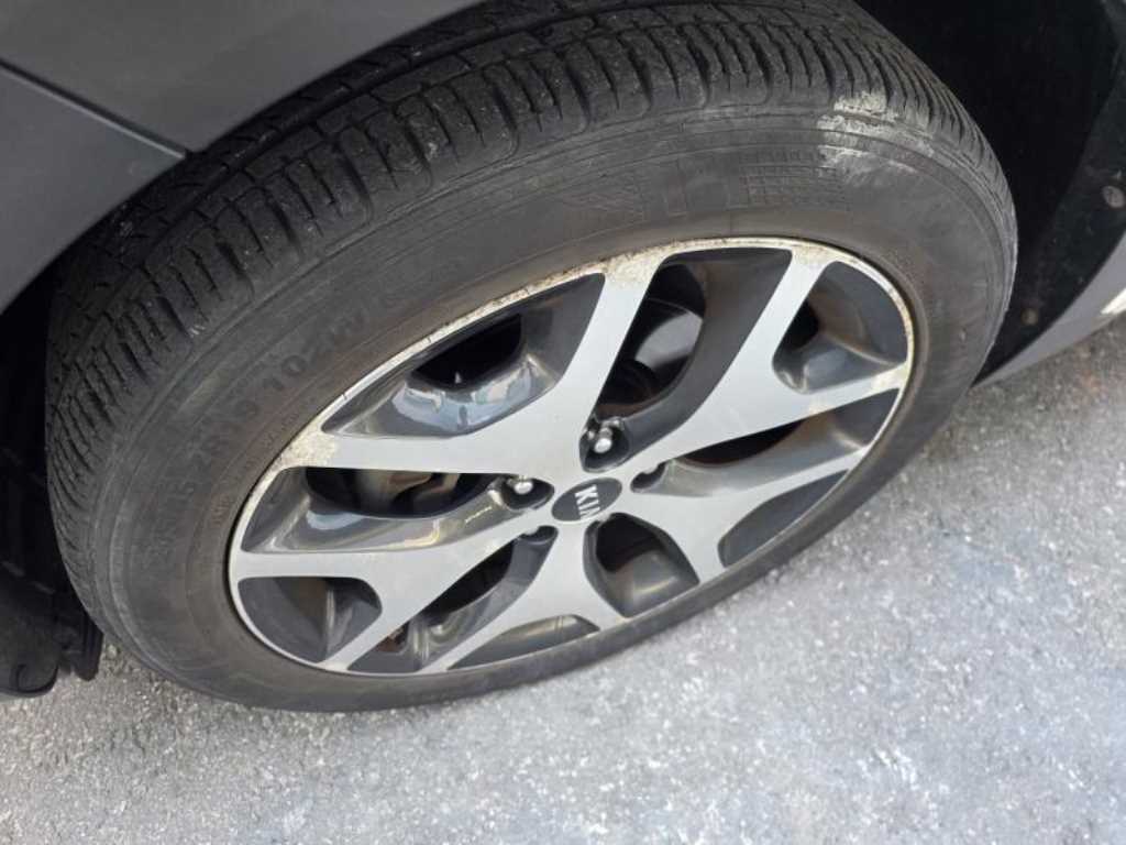 KIA Sportage - Vista 8