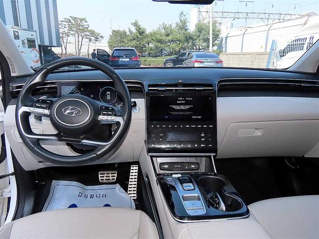 HYUNDAI Tucson - Vista 7