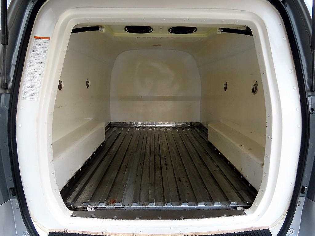 HYUNDAI Starex 2012 Plateado - Importación desde Corea - HF Imports Iquique - Foto 14