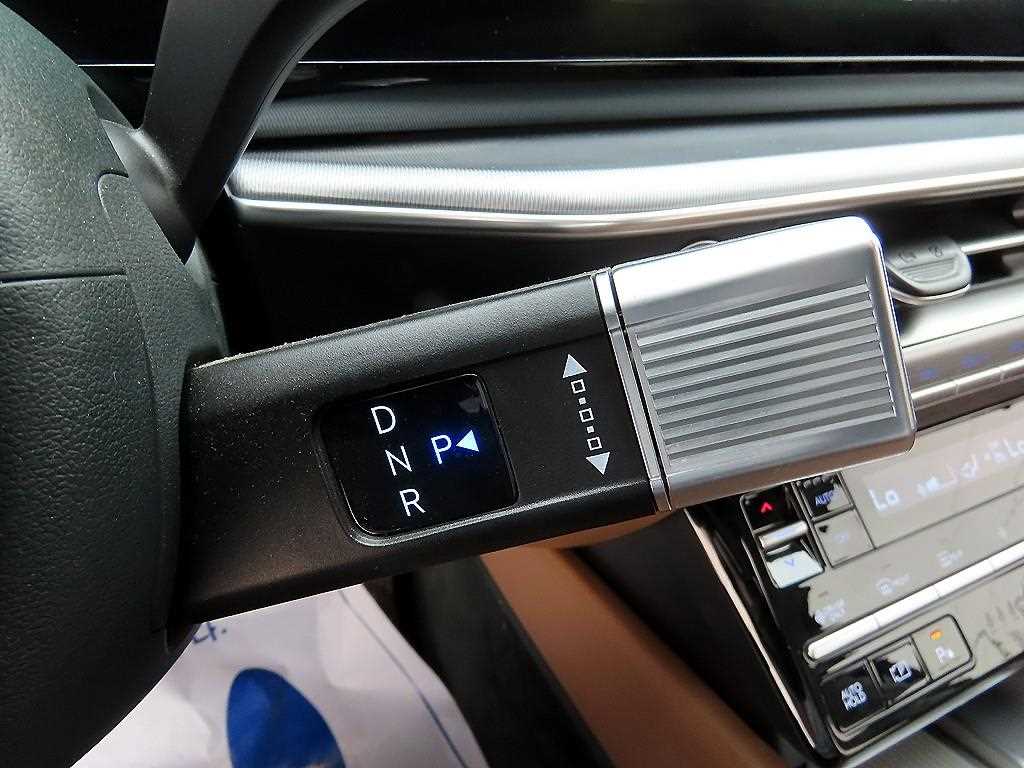 HYUNDAI Grandeur - Vista 10