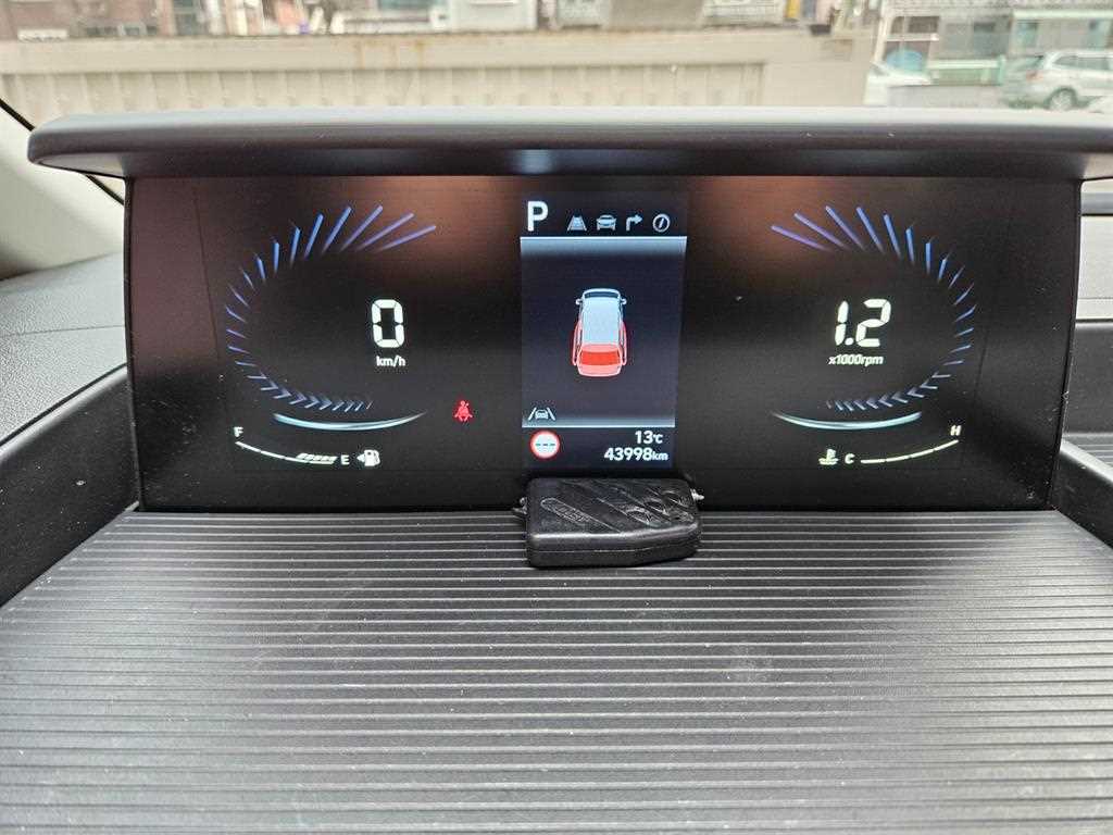 HYUNDAI Staria - Vista 6