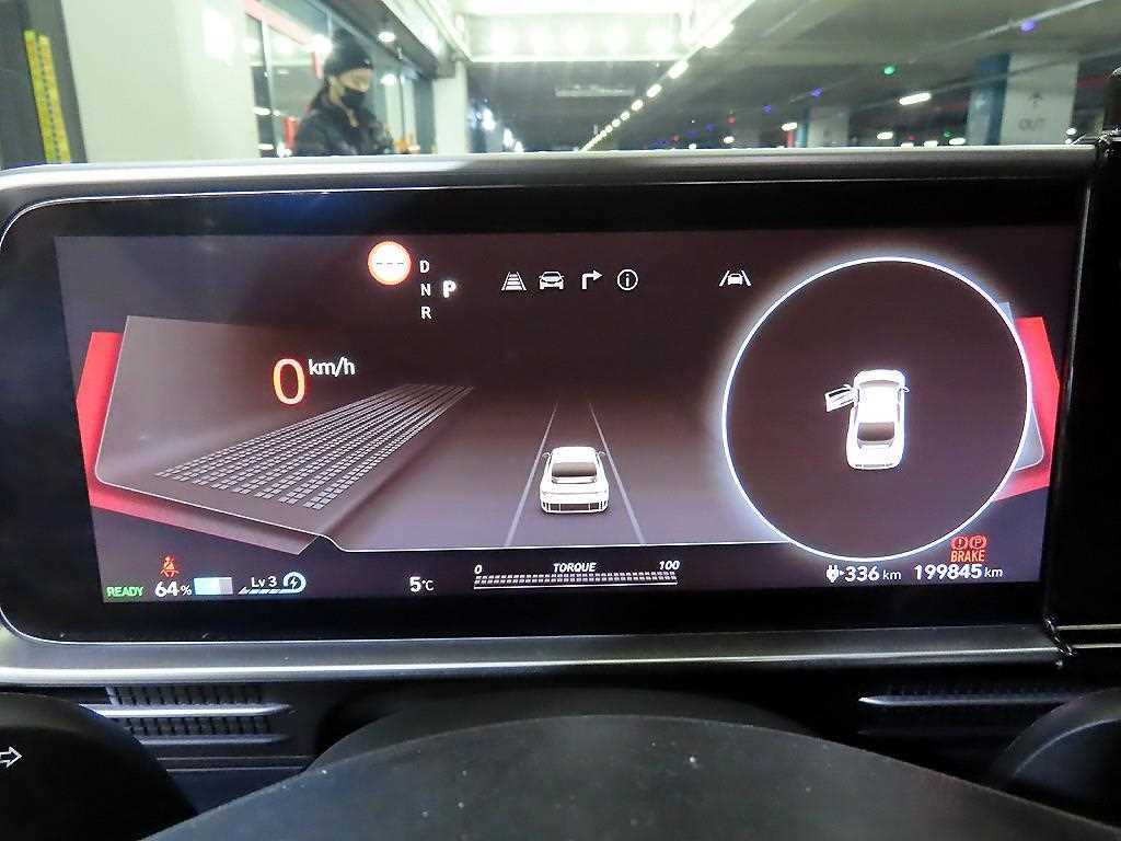 HYUNDAI Ioniq 6 - Vista 9