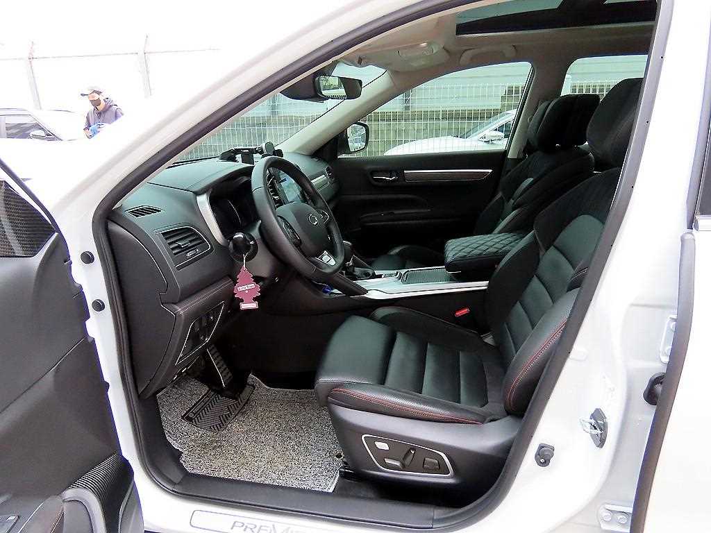 SAMSUNG QM6 - Vista 5