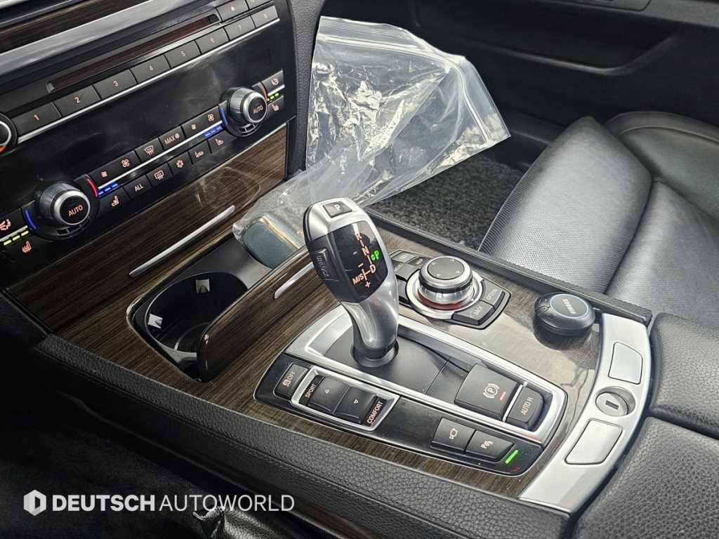 BMW 7 Series - Vista 9