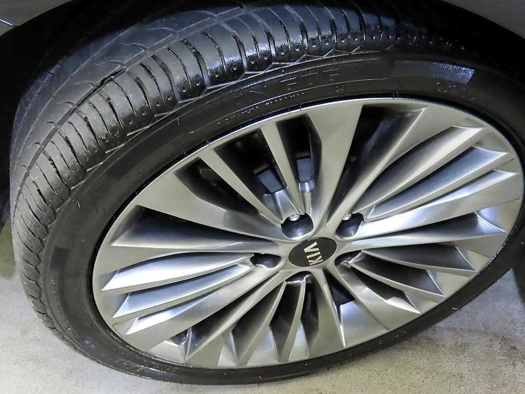 KIA K7 2016 Negro - Importación desde Corea - HF Imports Iquique - Foto 19