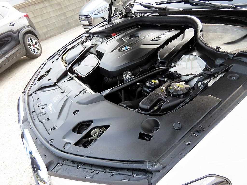 BMW 5 Series 2018 Blanco - Importación desde Corea - HF Imports Iquique - Foto 19