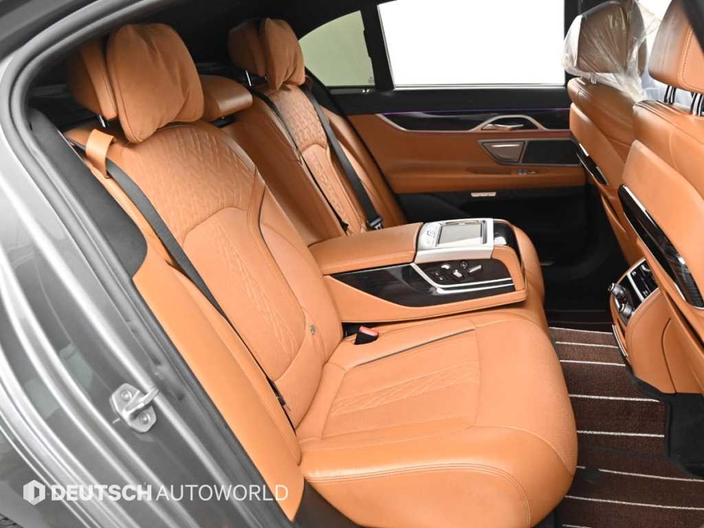 BMW 7 Series - Vista 12