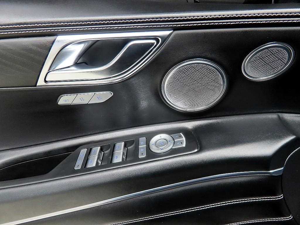 Genesis GV80 - Vista 11