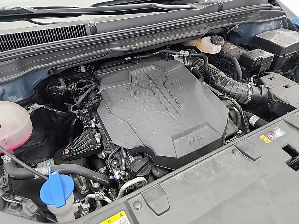 KIA Carnival - Vista 5