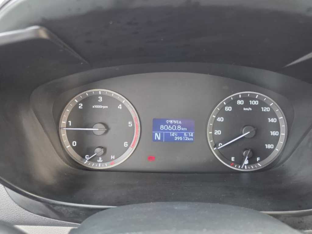 HYUNDAI Solati - Vista 12