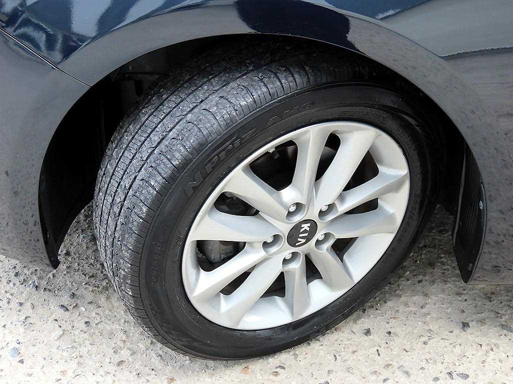 KIA K3 2016 Negro - Importación desde Corea - HF Imports Iquique - Foto 19