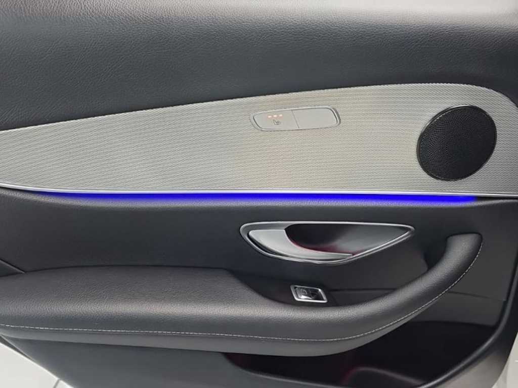 Mercedes Benz E class 2019 Blanco - Importación desde Corea - HF Imports Iquique - Foto 16