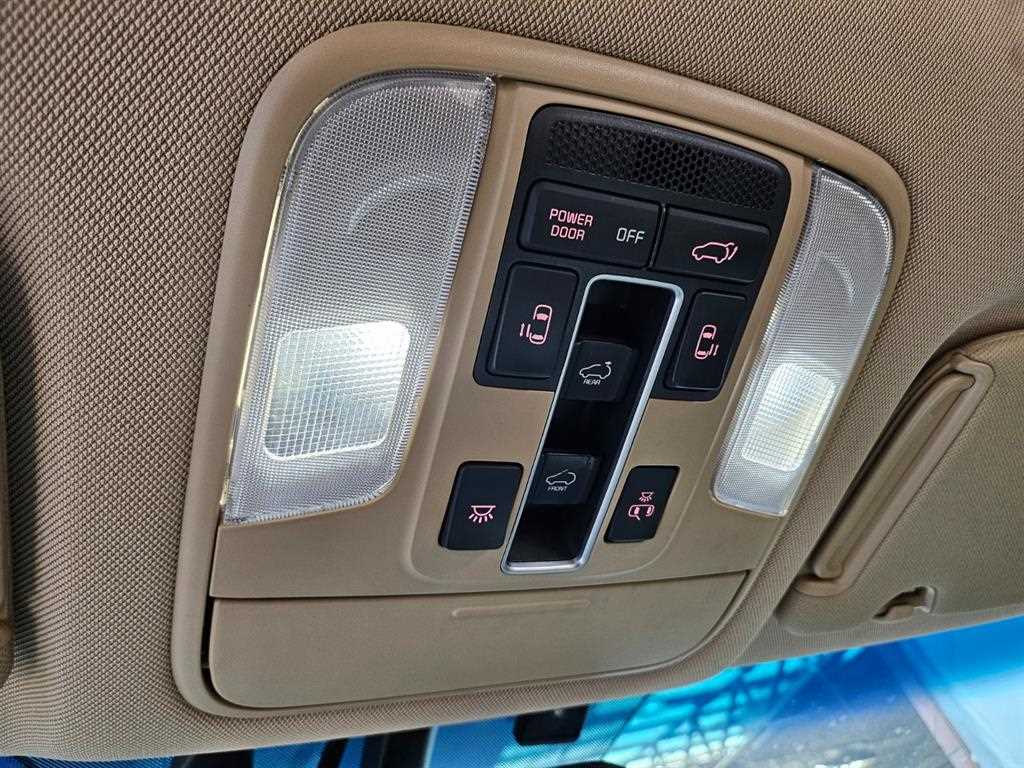 KIA Carnival 2016 Blanco - Importación desde Corea - HF Imports Iquique - Foto 19