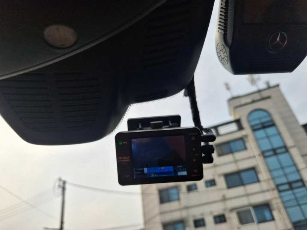 Mercedes Benz E class 2018 Blanco - Importación desde Corea - HF Imports Iquique - Foto 16