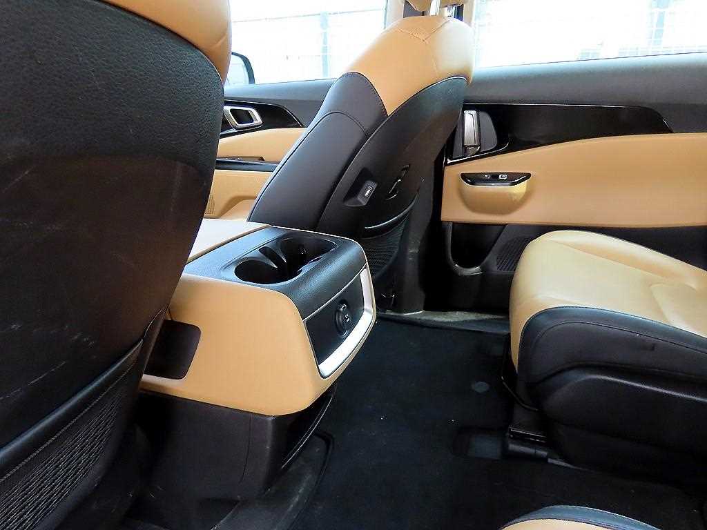 KIA Carnival 2023 Negro - Importación desde Corea - HF Imports Iquique - Foto 17