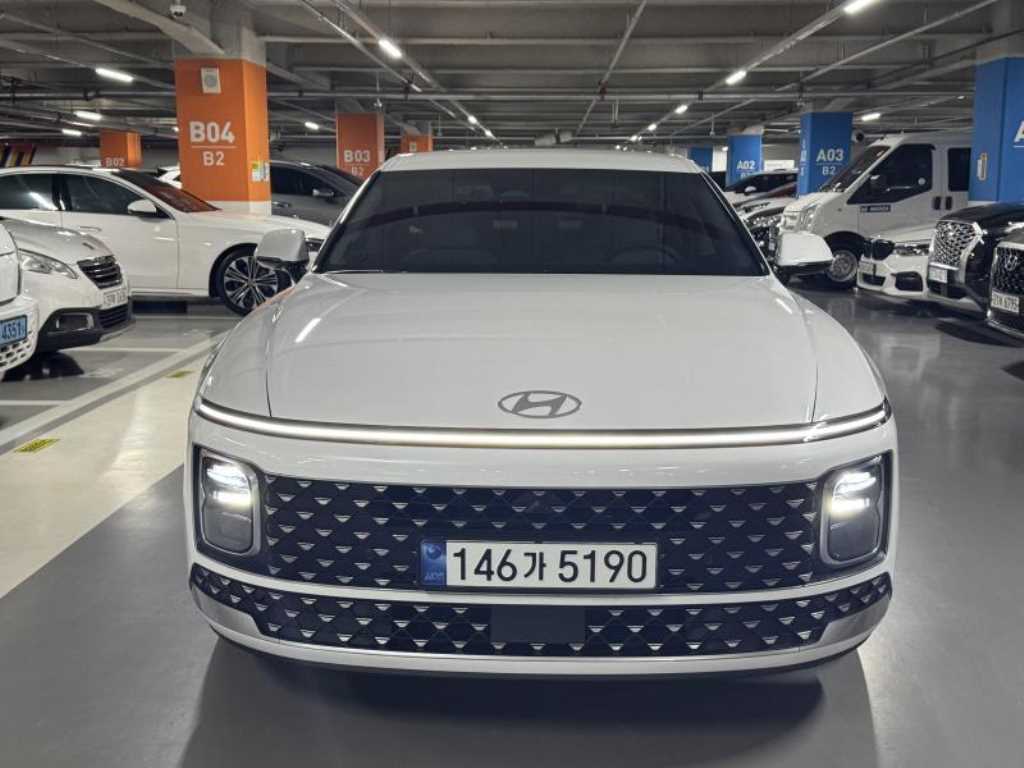 HYUNDAI Grandeur - Vista 3