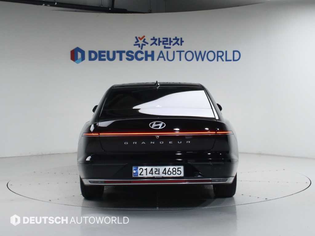 HYUNDAI Grandeur - Vista 4