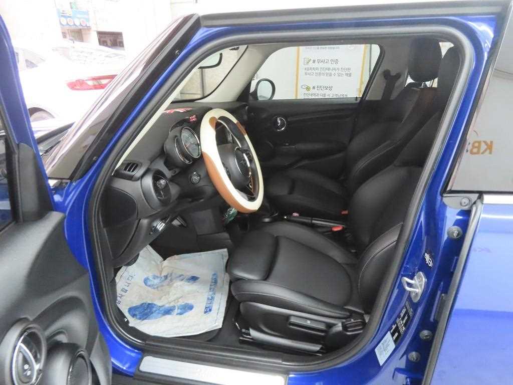 Mini Cooper - Vista 5