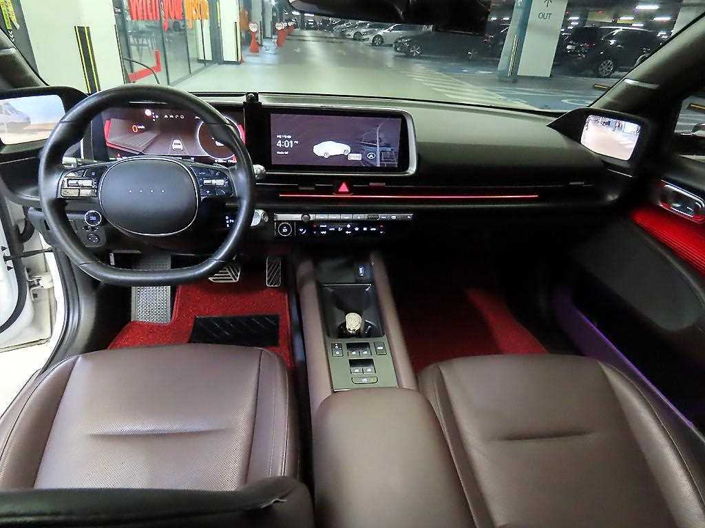 HYUNDAI Ioniq 6 - Vista 10