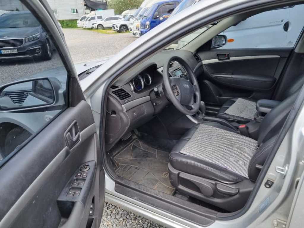 HYUNDAI Sonata - Vista 5