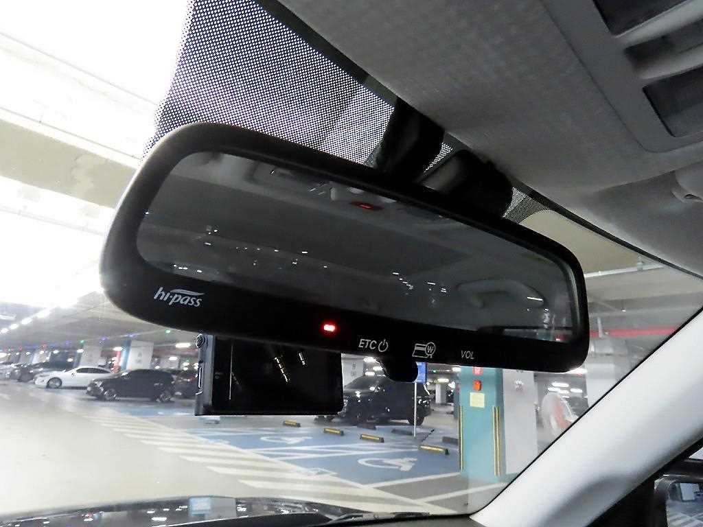 HYUNDAI Casper - Vista 4