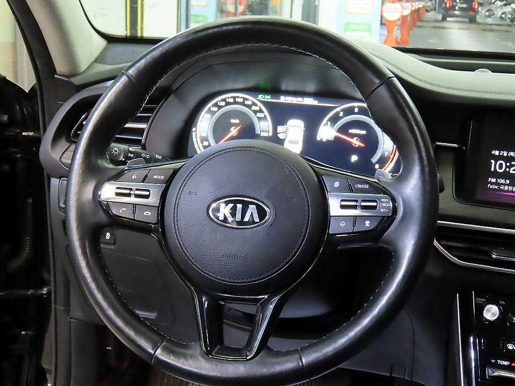 KIA K7 - Vista 8