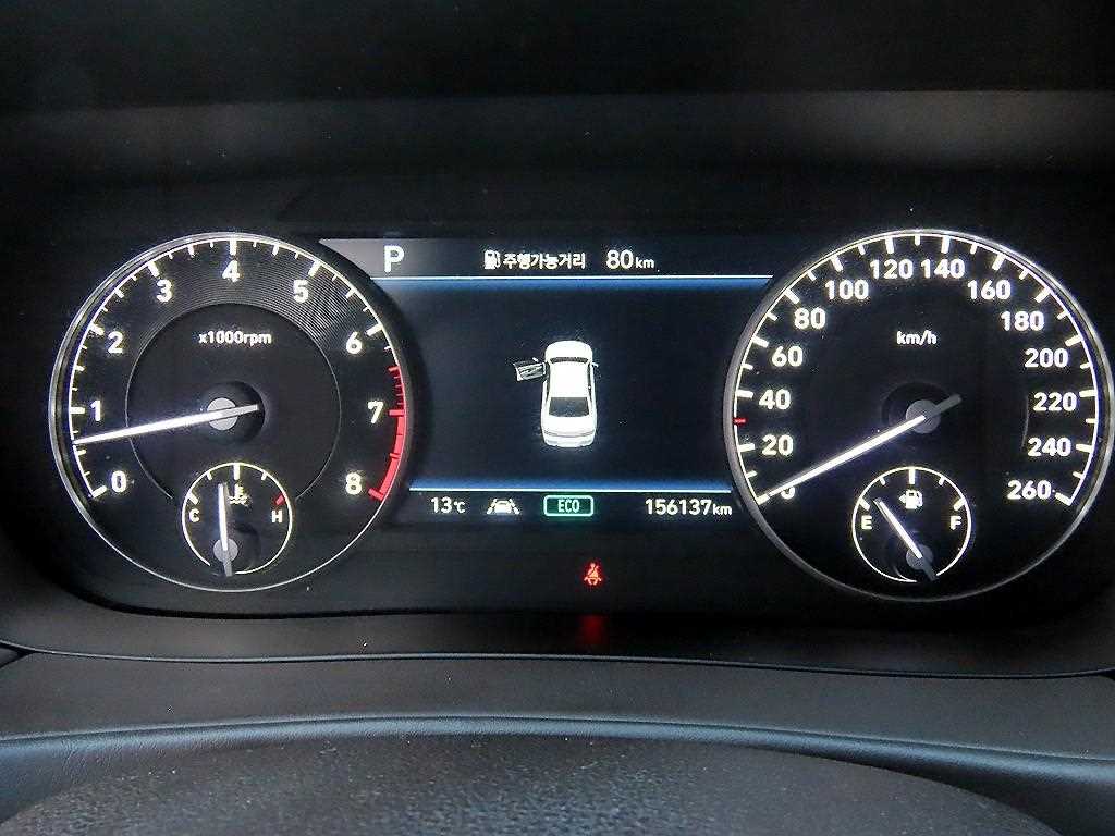 Genesis G90 - Vista 9