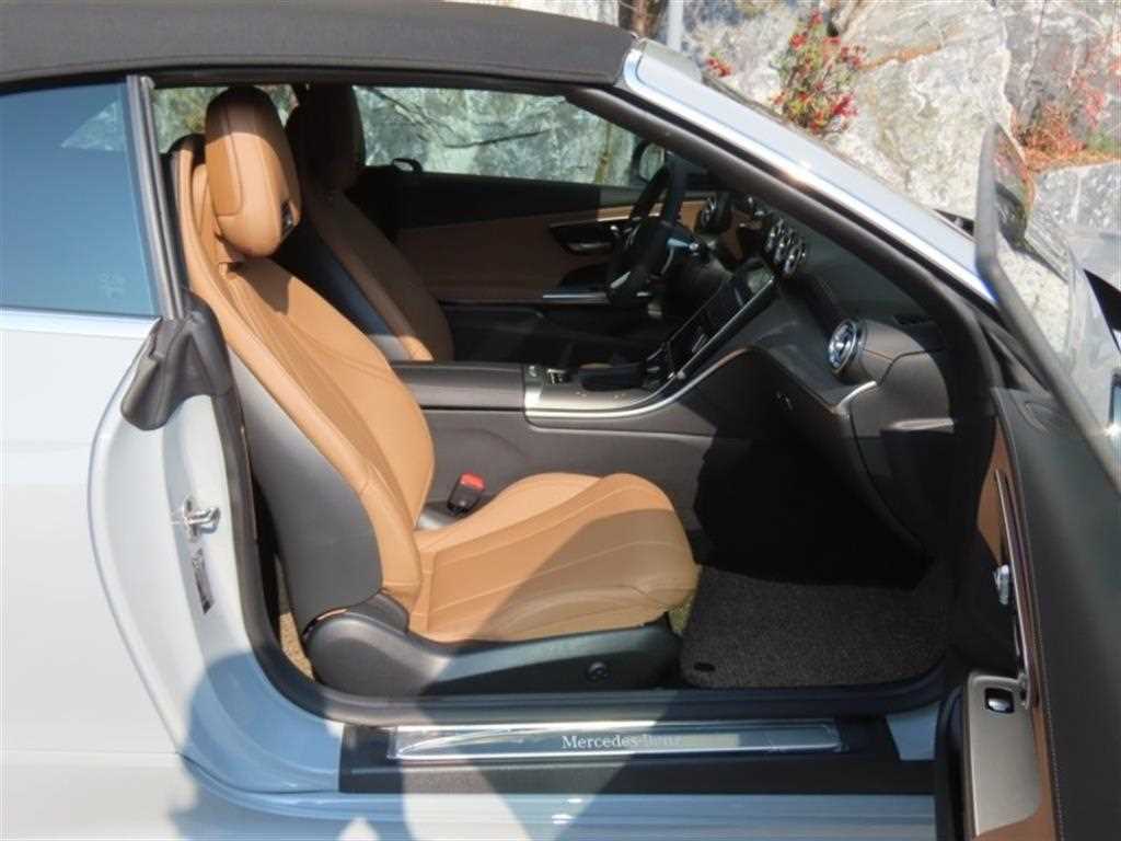 Mercedes Benz CLE Class 2026 skyblue - Importación desde Corea - HF Imports Iquique - Foto 16