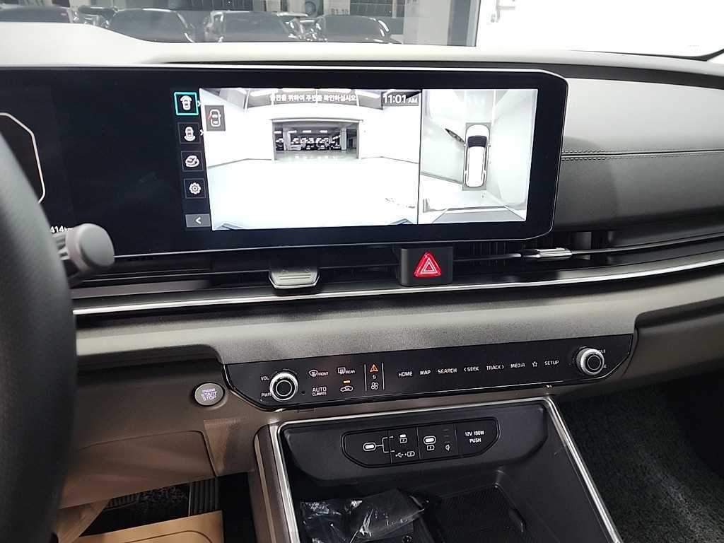 KIA Carnival - Vista 10