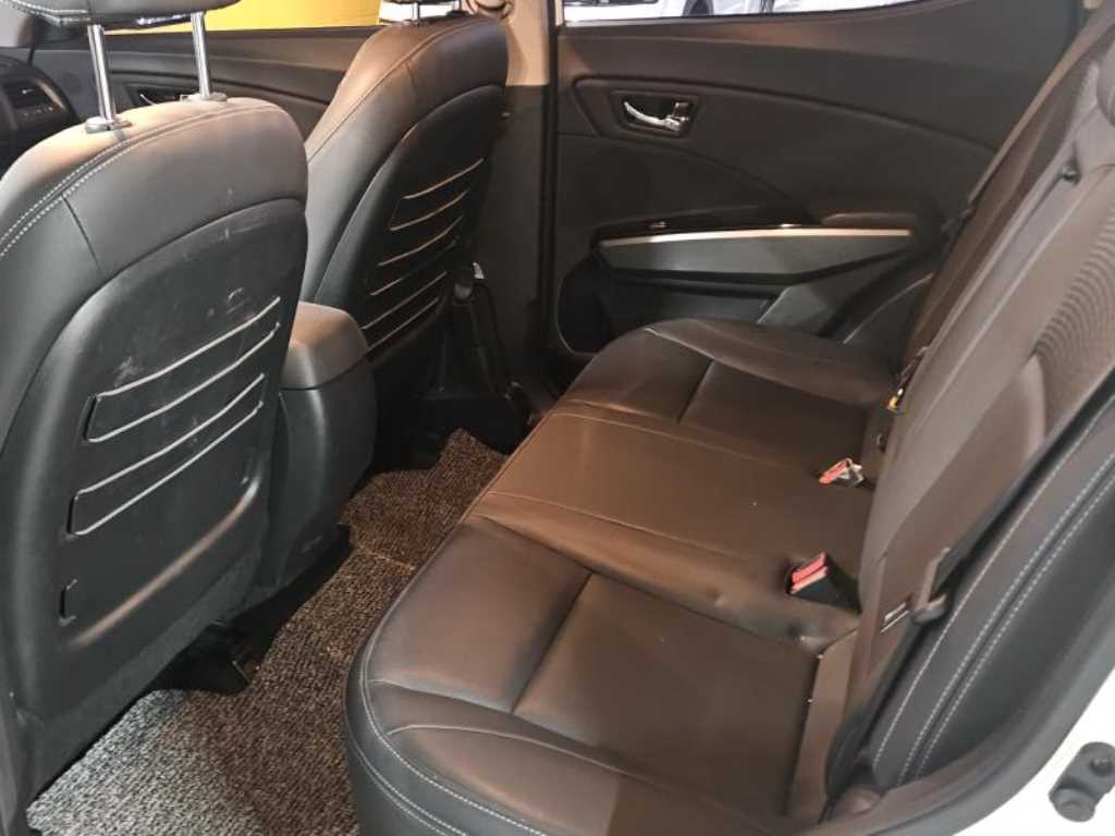 Ssangyong Tivoli 2019 - Importación desde Corea - HF Imports Iquique - Foto 13