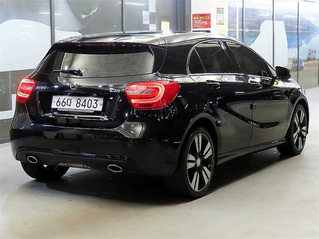 Mercedes Benz A Class - Vista 4