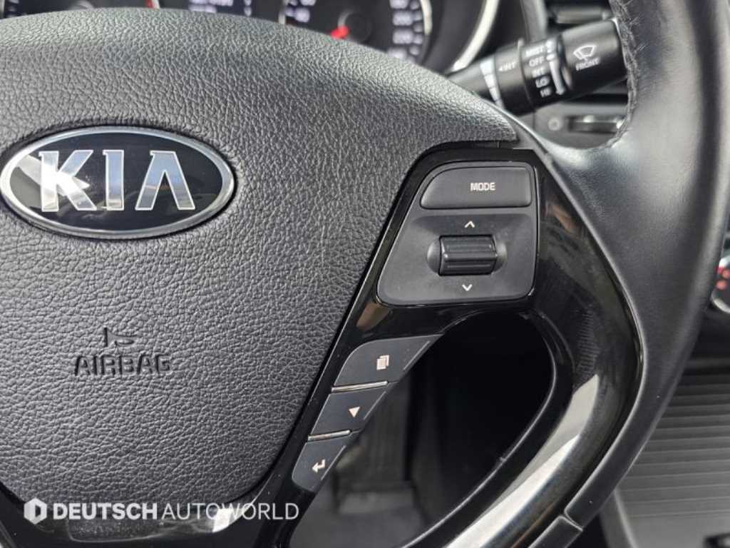 KIA K3 2018 Blanco - Importación desde Corea - HF Imports Iquique - Foto 17