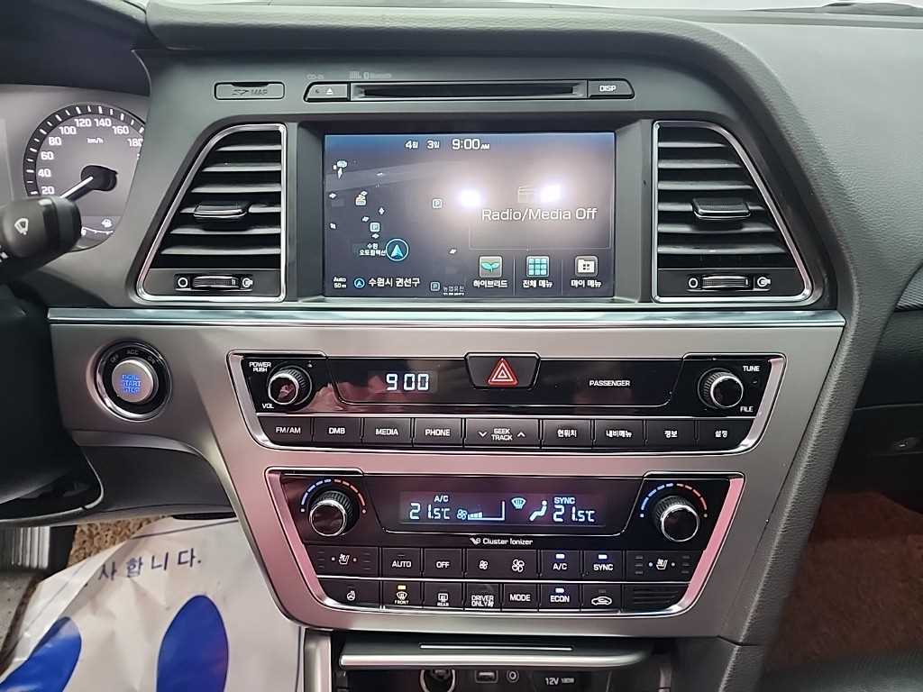 HYUNDAI Sonata - Vista 10