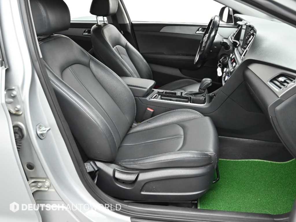 HYUNDAI Sonata - Vista 10