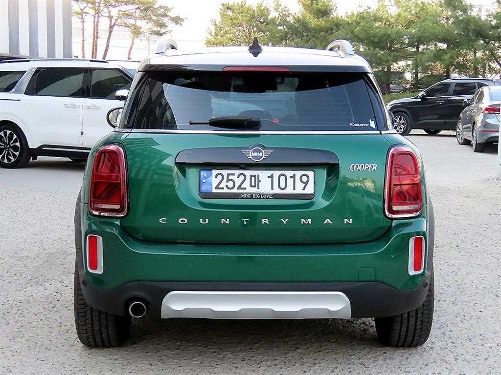 Mini Countryman - Vista 4